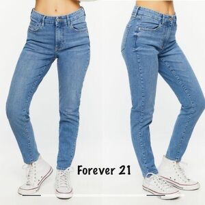 Forever 21 Women's Blue Jeans - 28